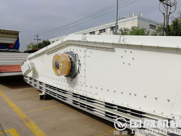 直線(xiàn)香蕉型弛張篩 直線(xiàn)香蕉型弛張篩